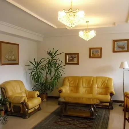 诺奈酒店 * 圣维森特-德拉巴尔克拉